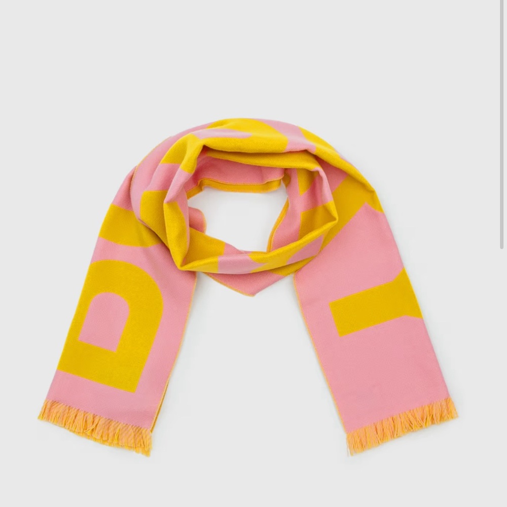 Burberry Wool Scarf